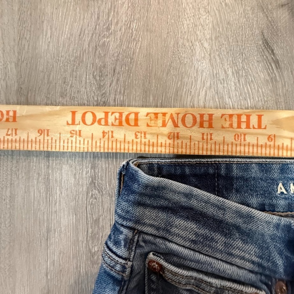 American Eagle Jeans Womens 2 Blue Curvy Straight High Rise Distressed‎ - Picture 6 of 8